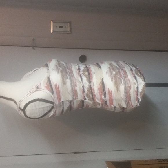 Beautiful tank top - Picture 4 of 5